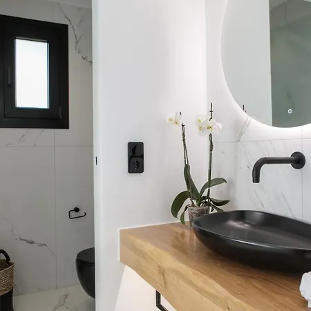 Black Concept Maisonette Holiday home Naxos City