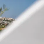 Naxos Black Concept Maisonette Holiday home
