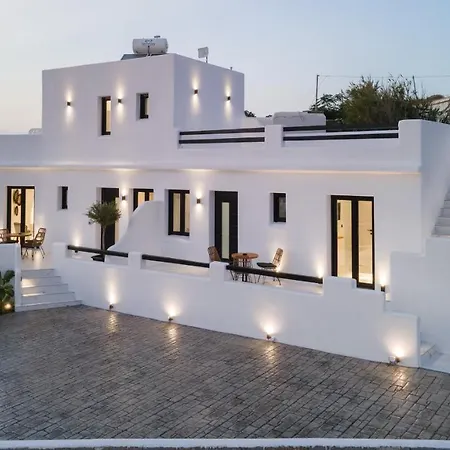 Naxos Black Concept Maisonette Holiday home