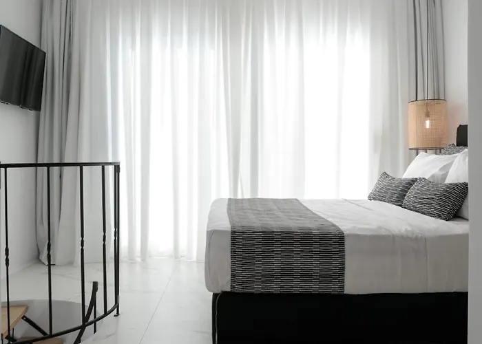 Black Concept Maisonette Holiday home *